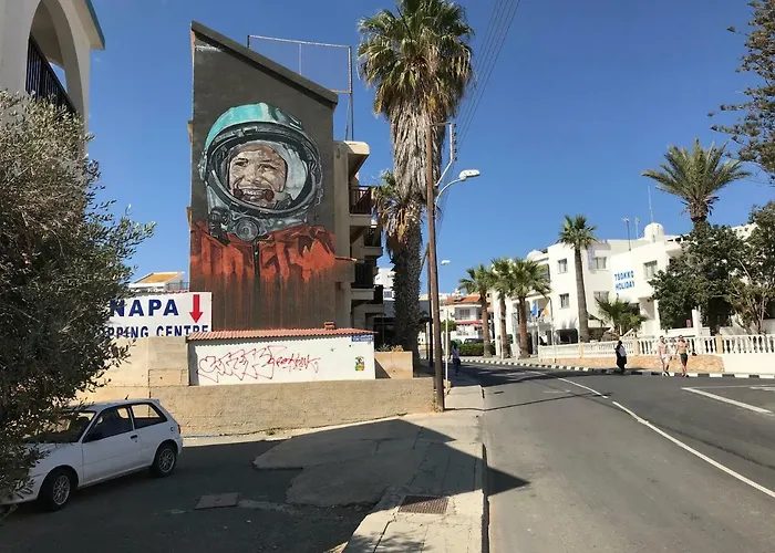 Luxury Apartment Ayia Napa Center Daire