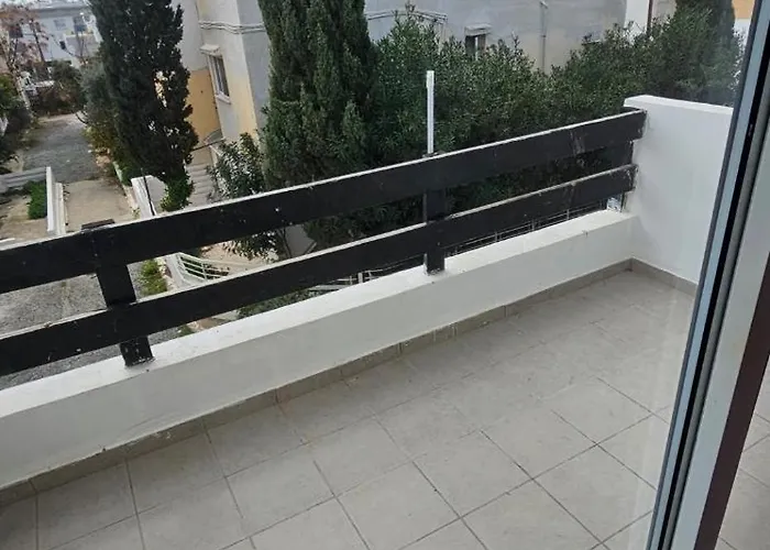 Luxury Center * איה נאפה