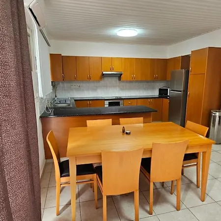 Luxury Center Ayia Napa